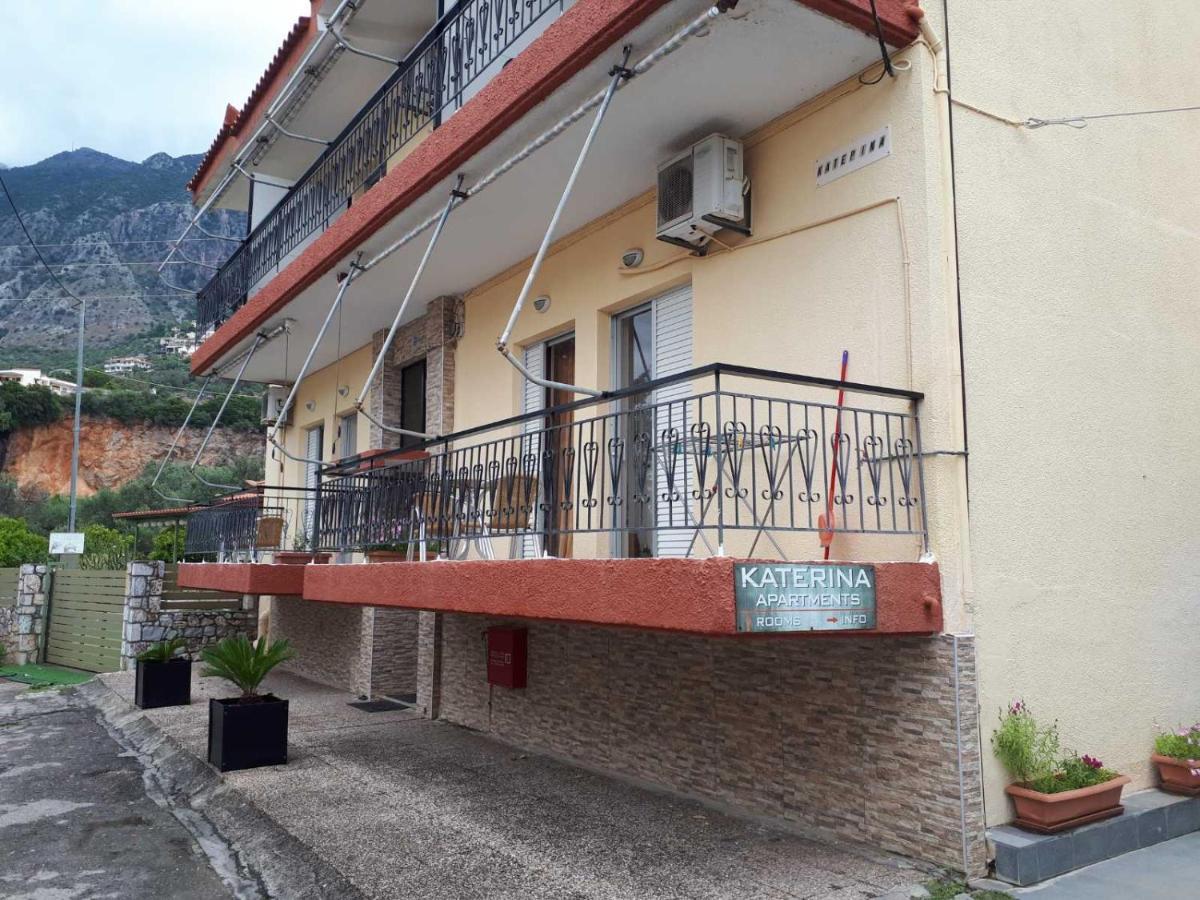 Katerina Apartments Kalamata Esterno foto